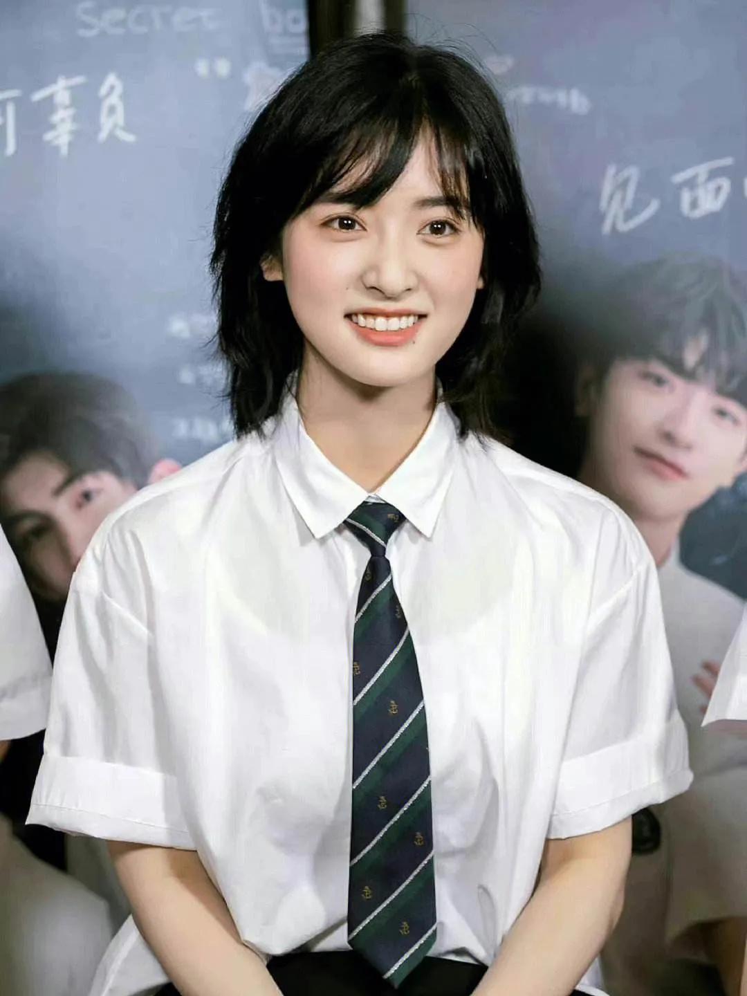 娱乐圈大爆料杨紫 王一博 谢娜 何炅 谭松韵 张雨绮 陈飞宇 沈月 林允