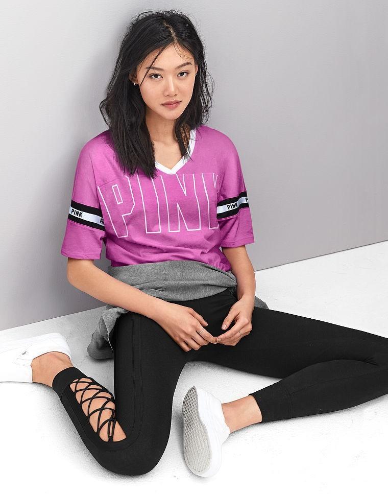 不挑身材,遮肉显瘦,下面这套搭配,个性鲜明,活力少女感,让你秒变时髦