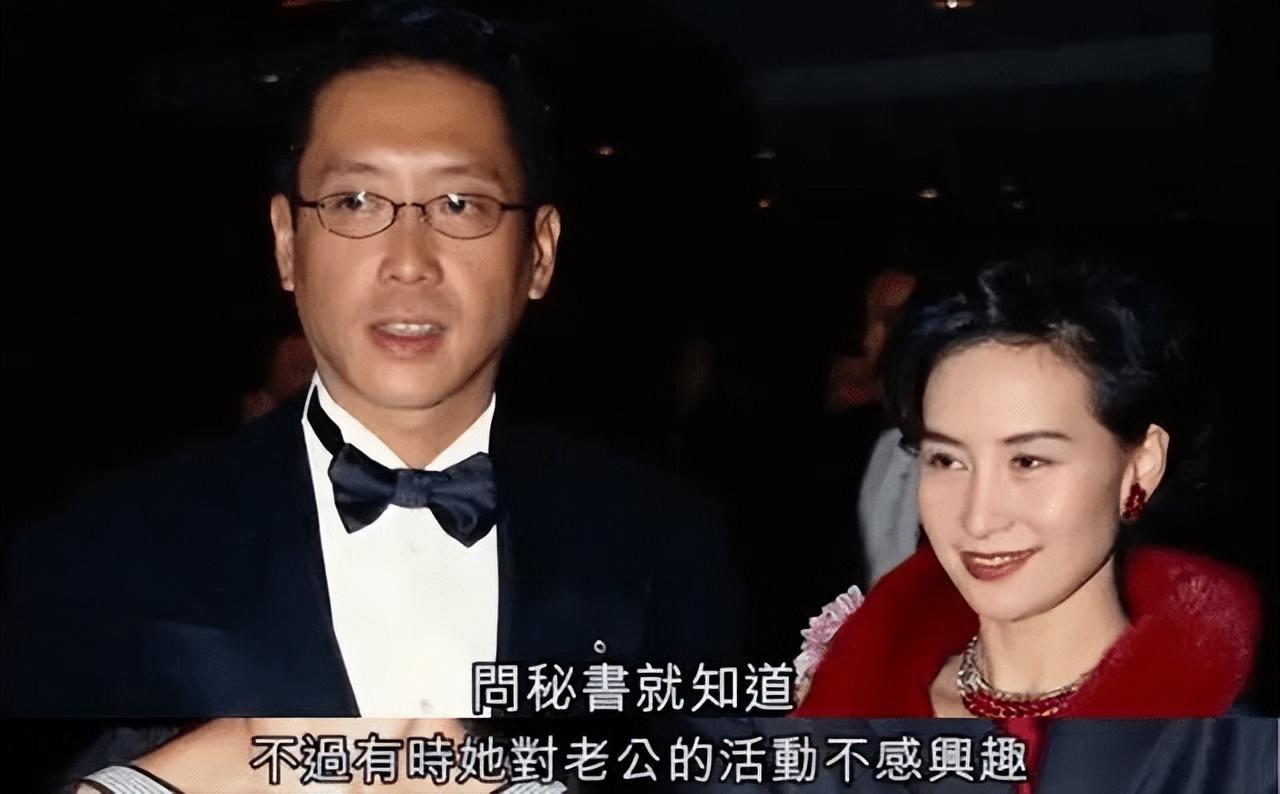 何超琼许晋亨婚礼照片曝光,两个人哈哈大笑,都是发自内心的幸福