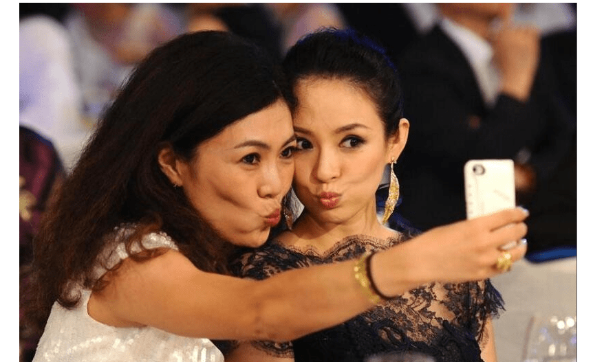 人走茶凉,苏芒章子怡闺蜜情破裂,聚会合照被章子怡裁掉_刘嘉玲_时尚