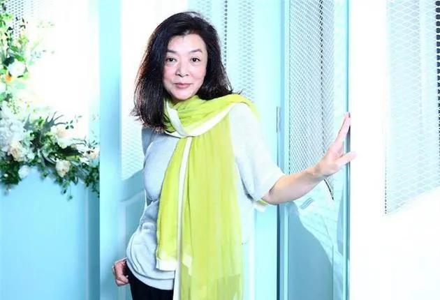 小龙女_蔡美诗_感情