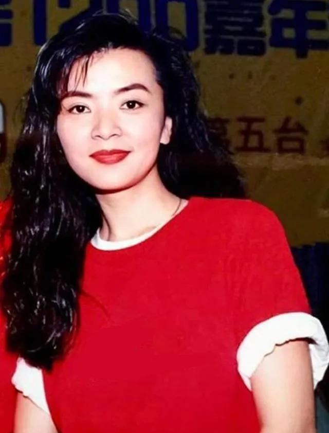 小龙女_蔡美诗_感情