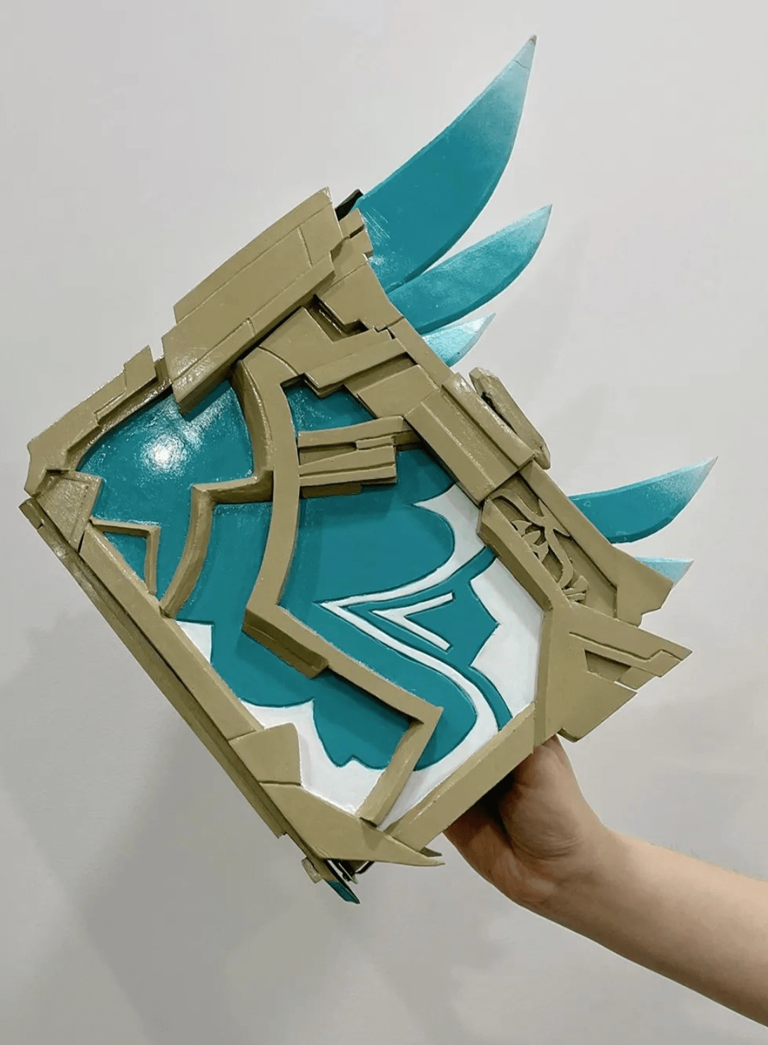 跃动学堂:快来康康同学们制作的原神道具一个华丽炫酷的厕纸笔记本在