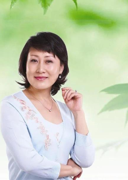 回看张凯丽塑造过的角色,不管是《渴望》中的刘慧芬,还是《人民的名义