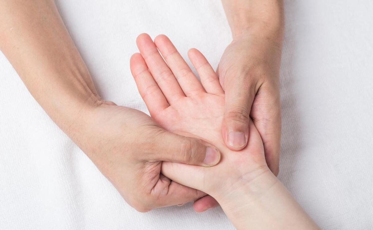 教你一套手指操,每天5分钟,或能预防老年痴呆_认知_功能性_大脑