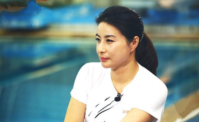 31岁"下嫁"千亿豪门,7年生3个娃,郭晶晶有什么底气?_跳水_伏明霞_于芬