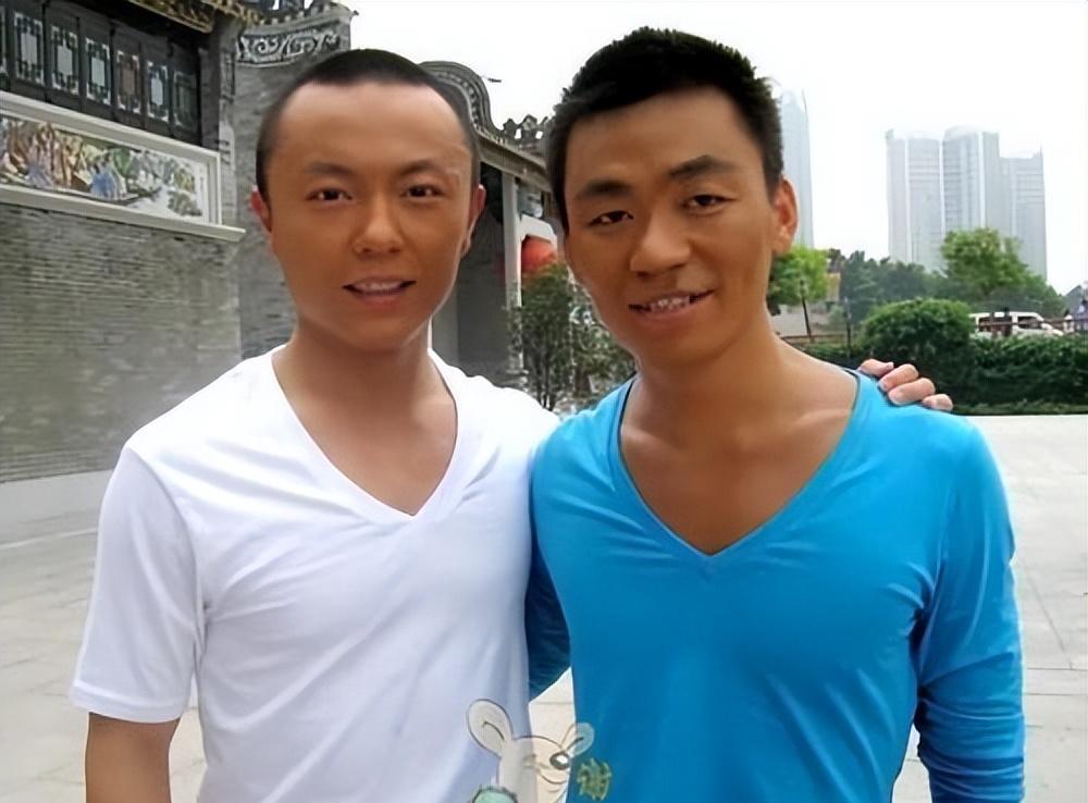 演员谢苗一句话,道出娱乐圈的现实_李连杰_王晶_母亲