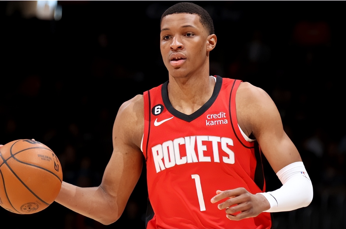 名记:杰特-霍华德已经完成对火箭队的试训_投篮_工作_休斯顿火箭队