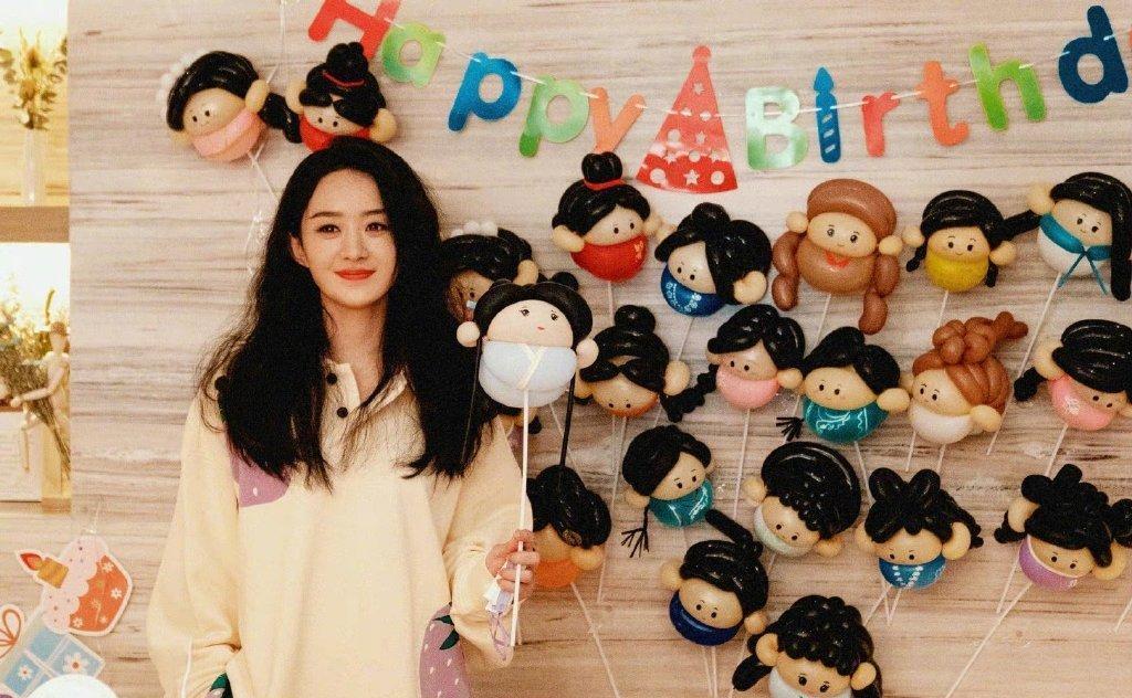 赵丽颖的生日大合照曝光 亲朋好友齐上阵 气氛十分欢乐_颖宝_侵权