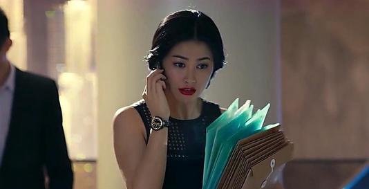 "京圈公主"背景强大,气质出众,为何选择黑料满满的平庸男?