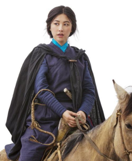 从2015年开始,朱珠出演了《怪谈》,《大猫儿追爱记》,《恶灵之门》