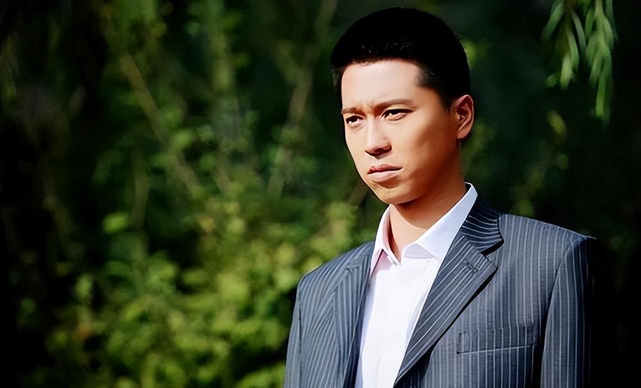 名与利,也救不了"一意孤行"的"西北锤王"王雷._黄轩_媒体_片场