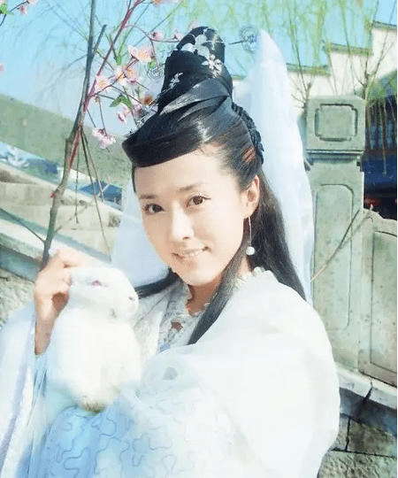 《宝莲灯》17年,演员境况唏嘘,三圣母曾锒铛不听话,小玉成网红