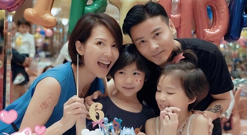 蔡少芬放弃上海3000万豪宅,回香港80平小屋里蜗居,她究竟图什么_外界