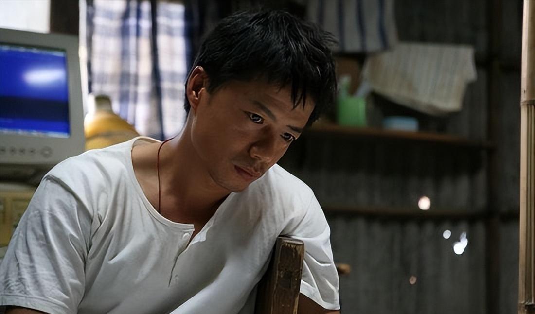 "三料影帝"段奕宏出席红毯被嘲,演员的本职工作到底是什么?