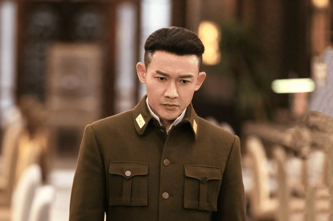 谍战剧《暗夜与黎明》将袭,聂远助力,演员阵容不错,值得期待_王志文