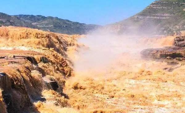 70吨重的黄河铁牛捞出后,为何露天摆放不保护?