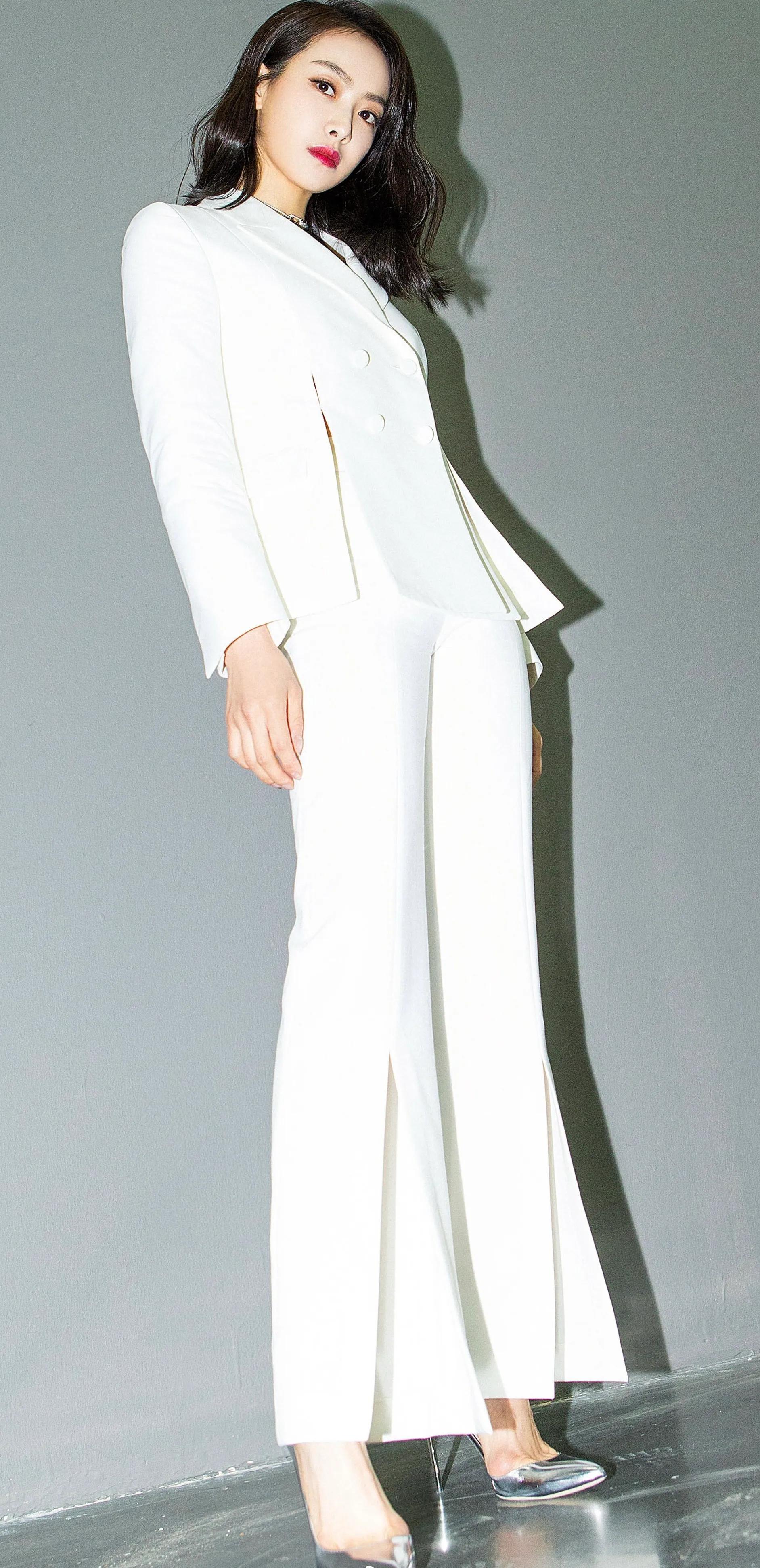 宋茜女神的尖头高跟鞋_明星_白色_黑色