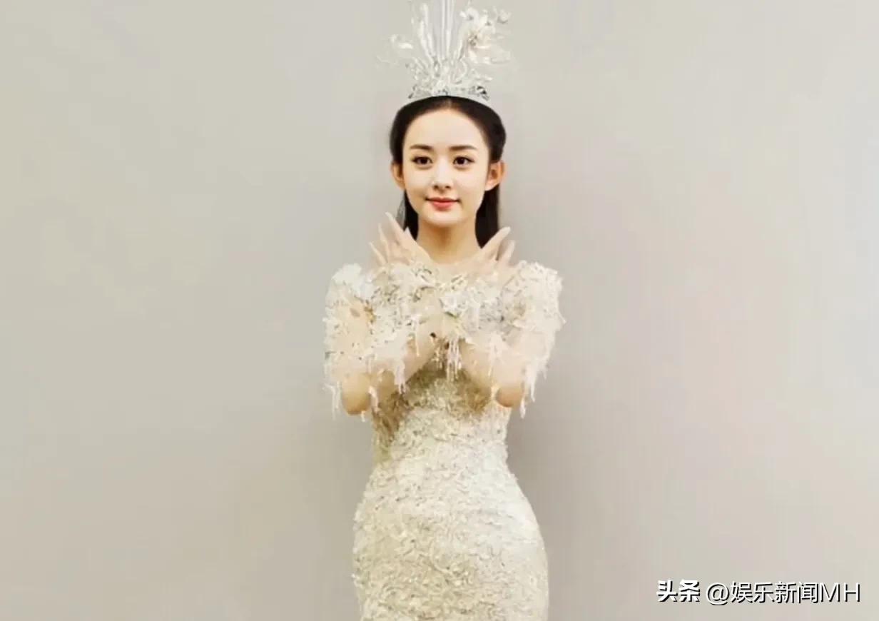 19岁的赵丽颖偶然间看到了由雅虎网和华裔联合举办的雅虎搜星选秀比赛