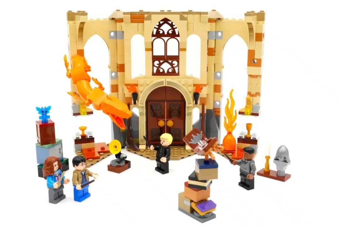 乐高哈利波特76413霍格沃茨:有求必应屋套装开箱评测_拉文克劳_零件
