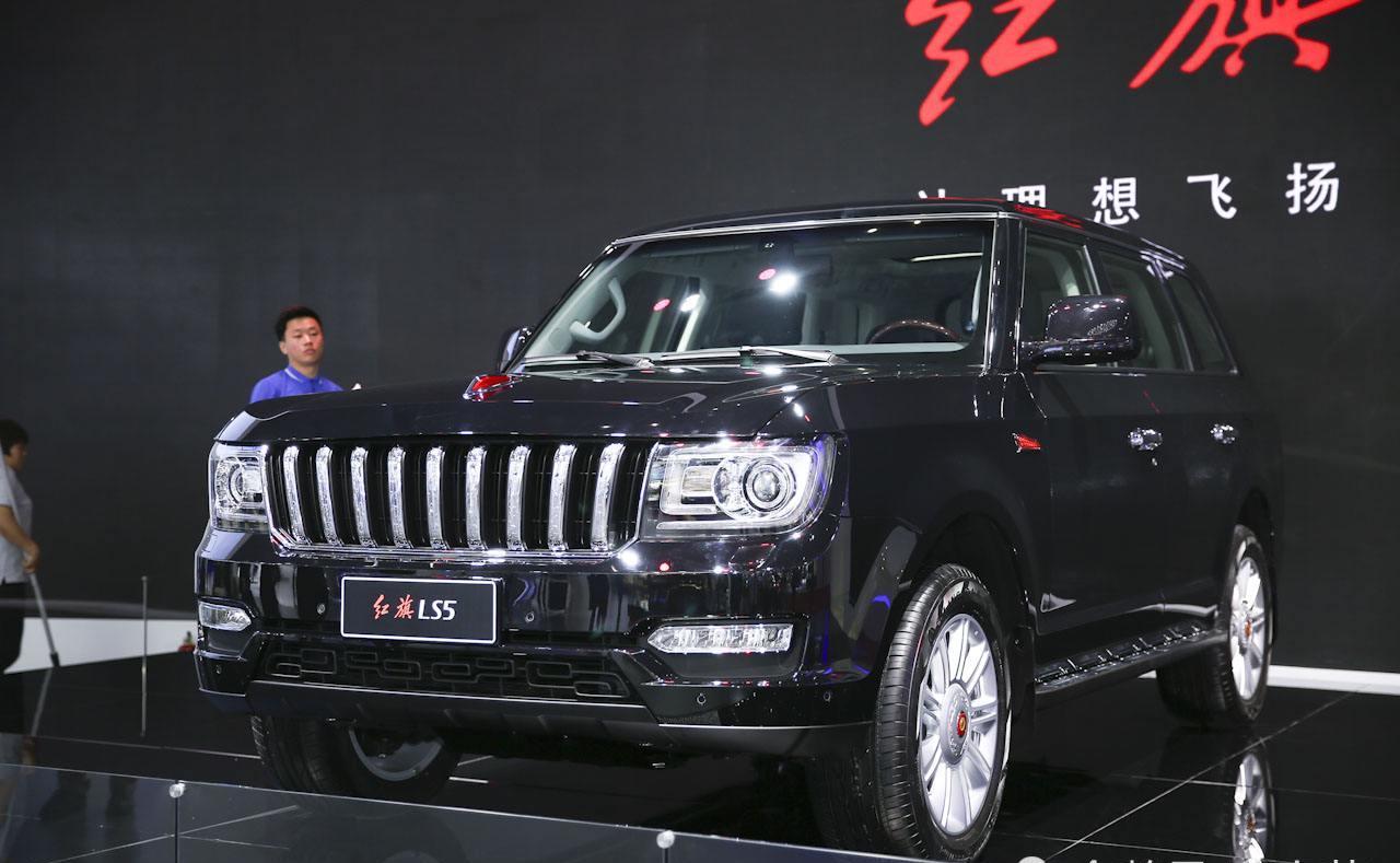 街上偶遇"一汽红旗ls5",气场堪比库里南,预计年底上市!