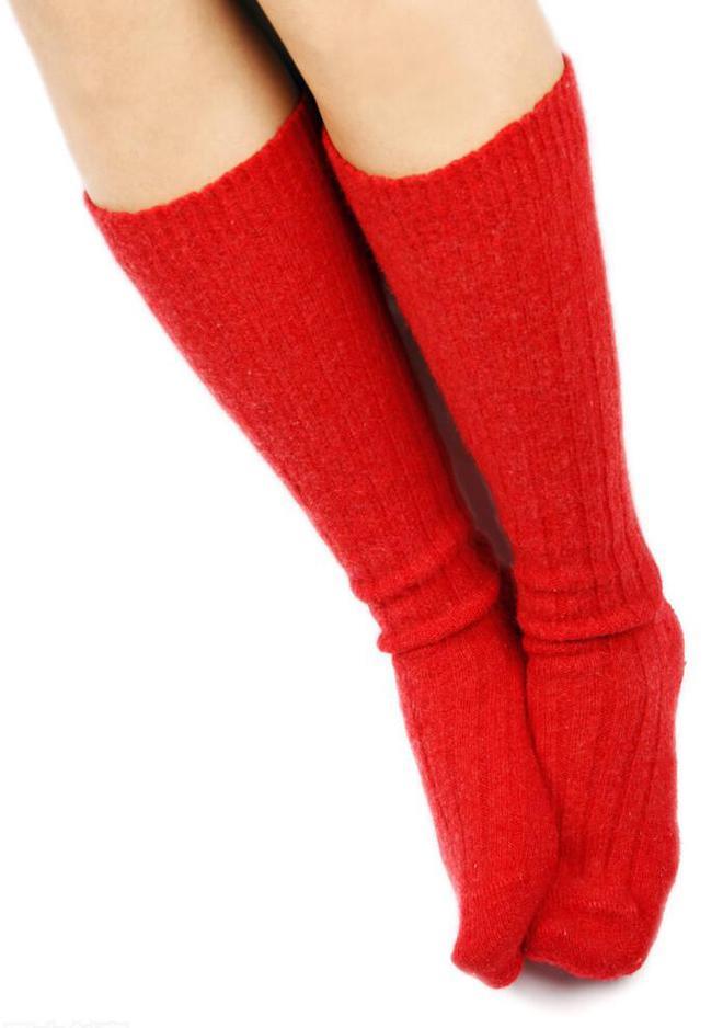 本命年,人到中年,能不能坦然接受穿红袜子_红色_工作_障碍