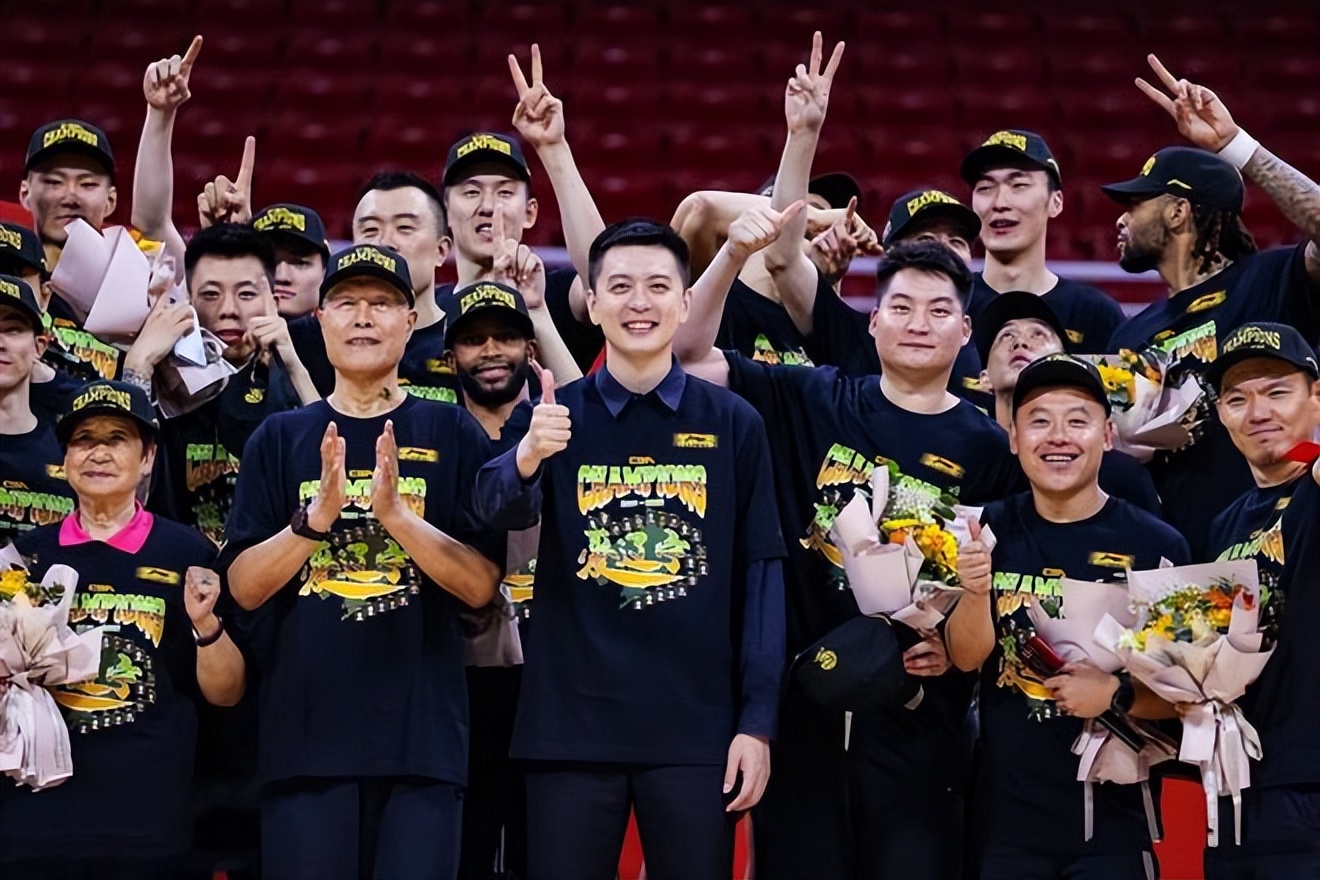 朱芳雨官宣新援,赵继伟锁定fmvp 辽篮冠军t恤出炉_宏远_沃克_1