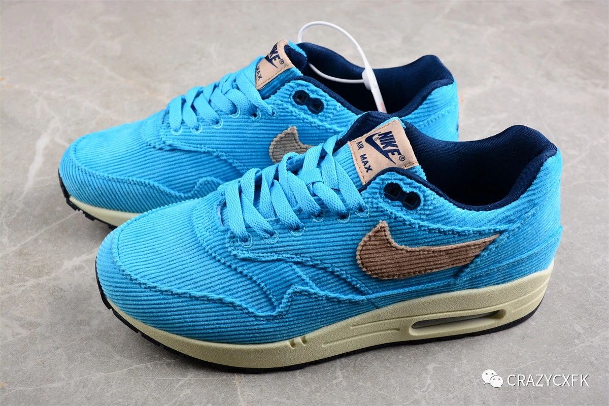 耐克nike air max 1 corduroy 天蓝灯芯绒半掌气垫跑步鞋_鞋材_风格