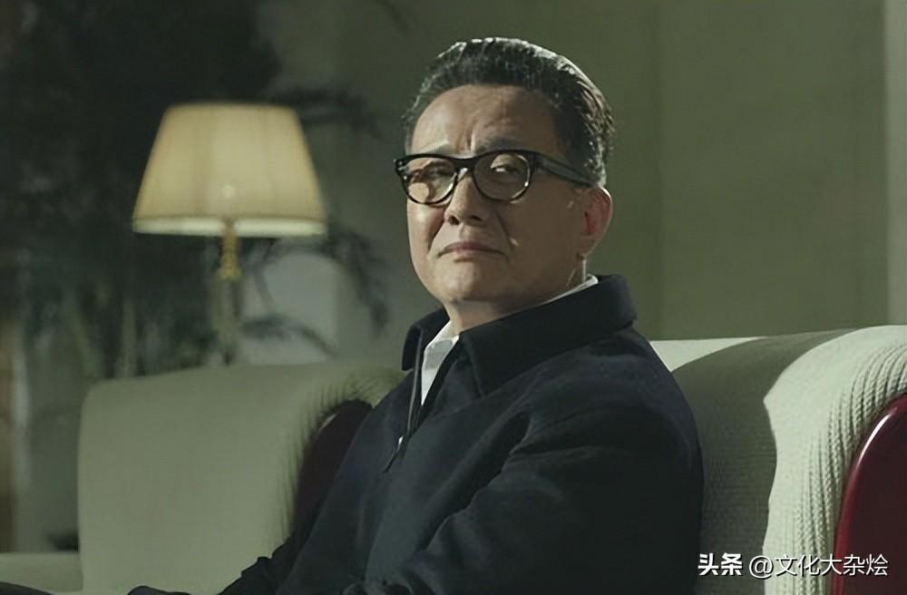 新剧同期开播,白玉兰导演刘进又给高亚麟上了一课!_角色_因为_作品