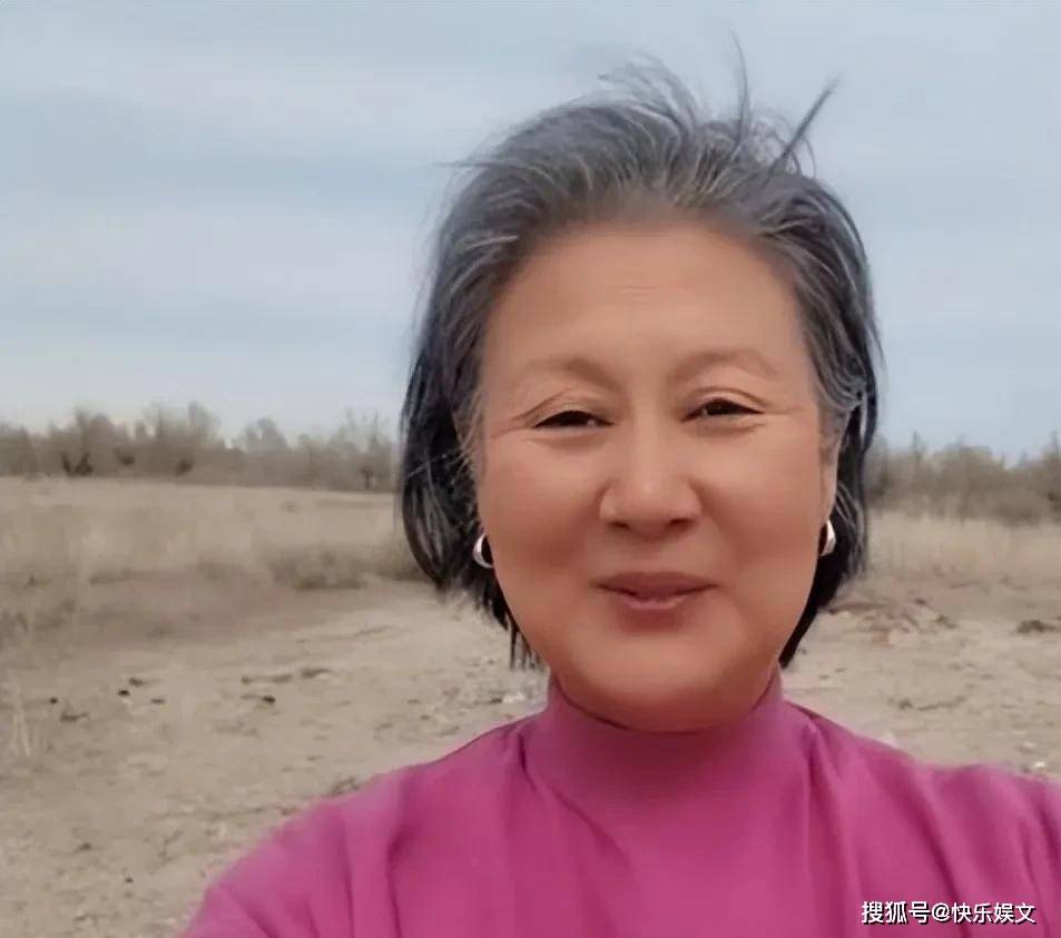 3月,知名女演员黄晓娟罕见现身,并透露了个人近况.