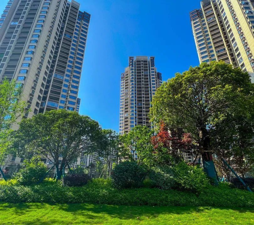 上品书苑实景图融华地产作为郴州楼市的一匹"黑马",表现实在是太亮