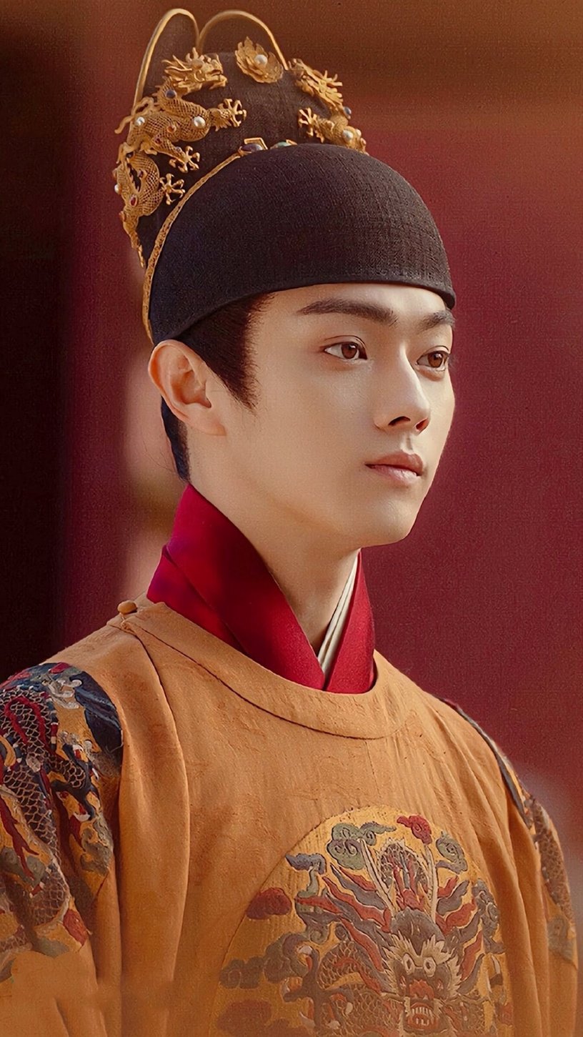 先是出现在于正制作的《半妖倾城2》,后来第三部剧《凤囚凰》宋威龙