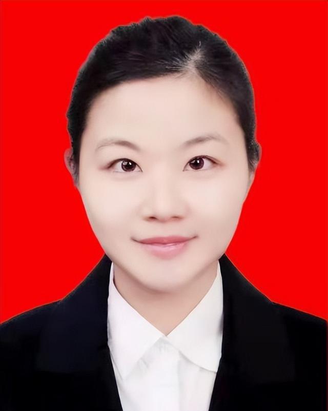 徐桢:32岁升任正处级,履历完美,容貌更是无懈可击!