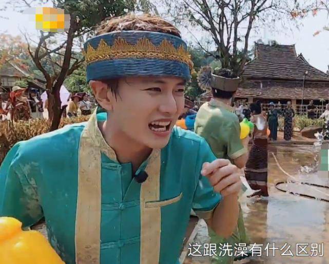 请输入图片描述而且很巧合的是,谭松韵和任嘉伦来这里的时候,刚好是赶