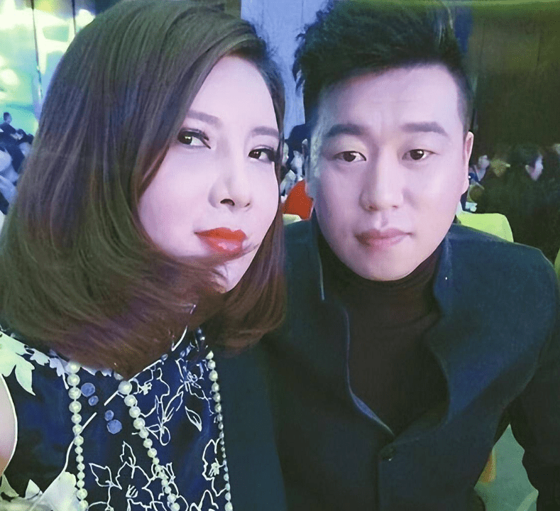 奥运冠军杜丽大变样疑整容,嫁给师弟41岁逆天变少女_中国_庞伟_射击