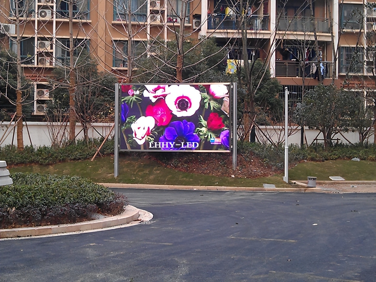 户外led的优势有哪些?为什么那么受欢迎|软屏光电