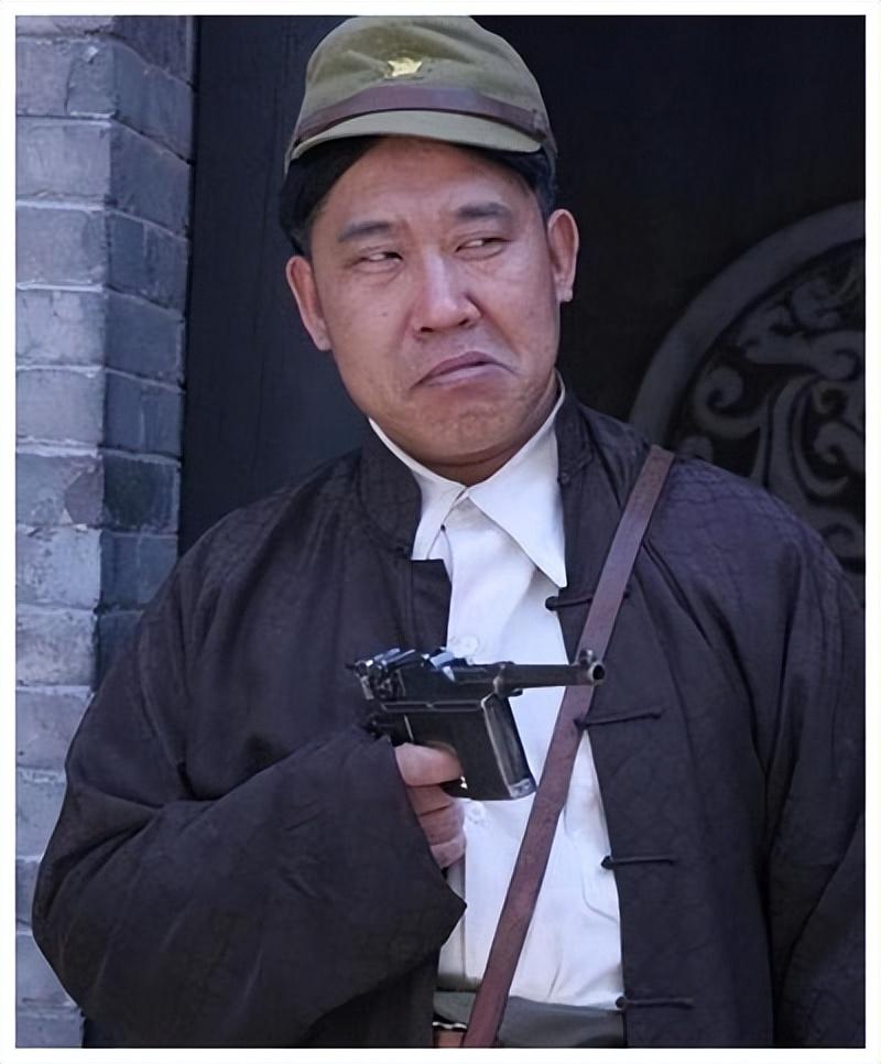 中国丑角男演员图片