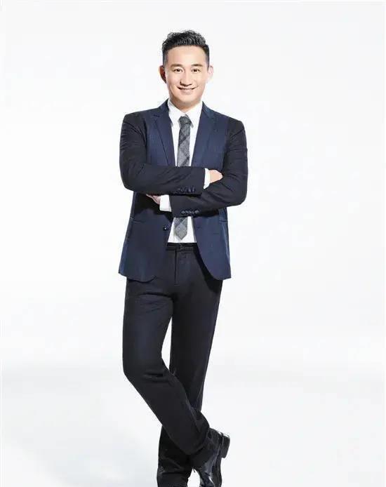 "好爸爸,好丈夫"的黄磊,为何在结婚时会引得刘若英公开祝福?_父亲_表