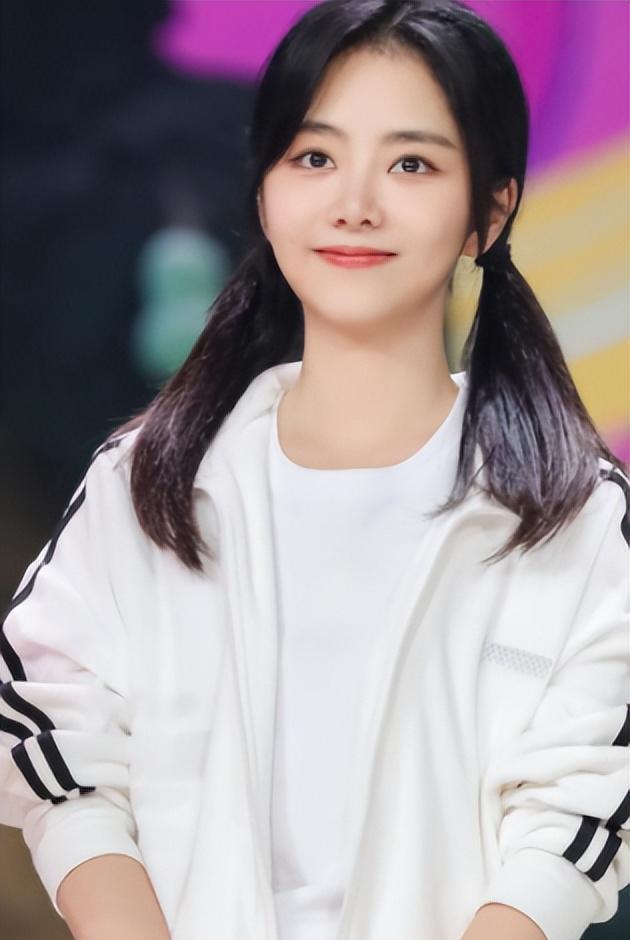 "国民初恋"谭松韵,出道15年无绯闻,却在事业上升期突发变故_妈妈_肇事