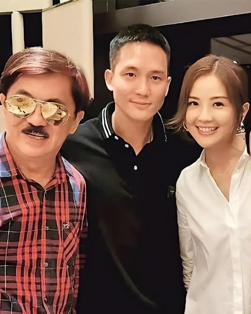 "港圈太妹"阿sa:撬走陈伟霆怒怼杨颖,与郑中基隐婚四年无人知晓_阿娇