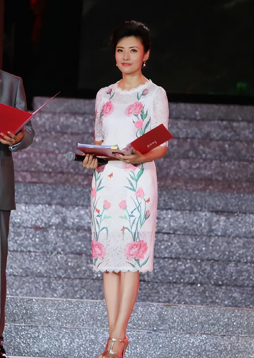 周涛的"国字脸"太抗老!