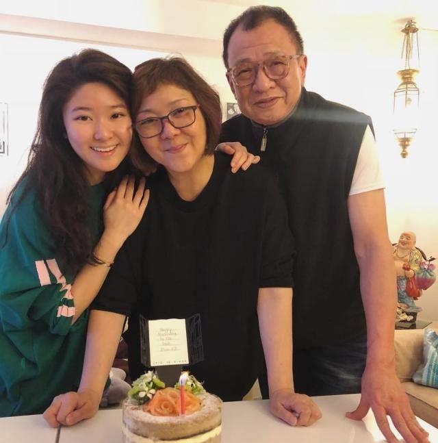 男主都是好老公黄浩然太太:曾以为他是骗子_kaka_杨千嬅_许绍雄