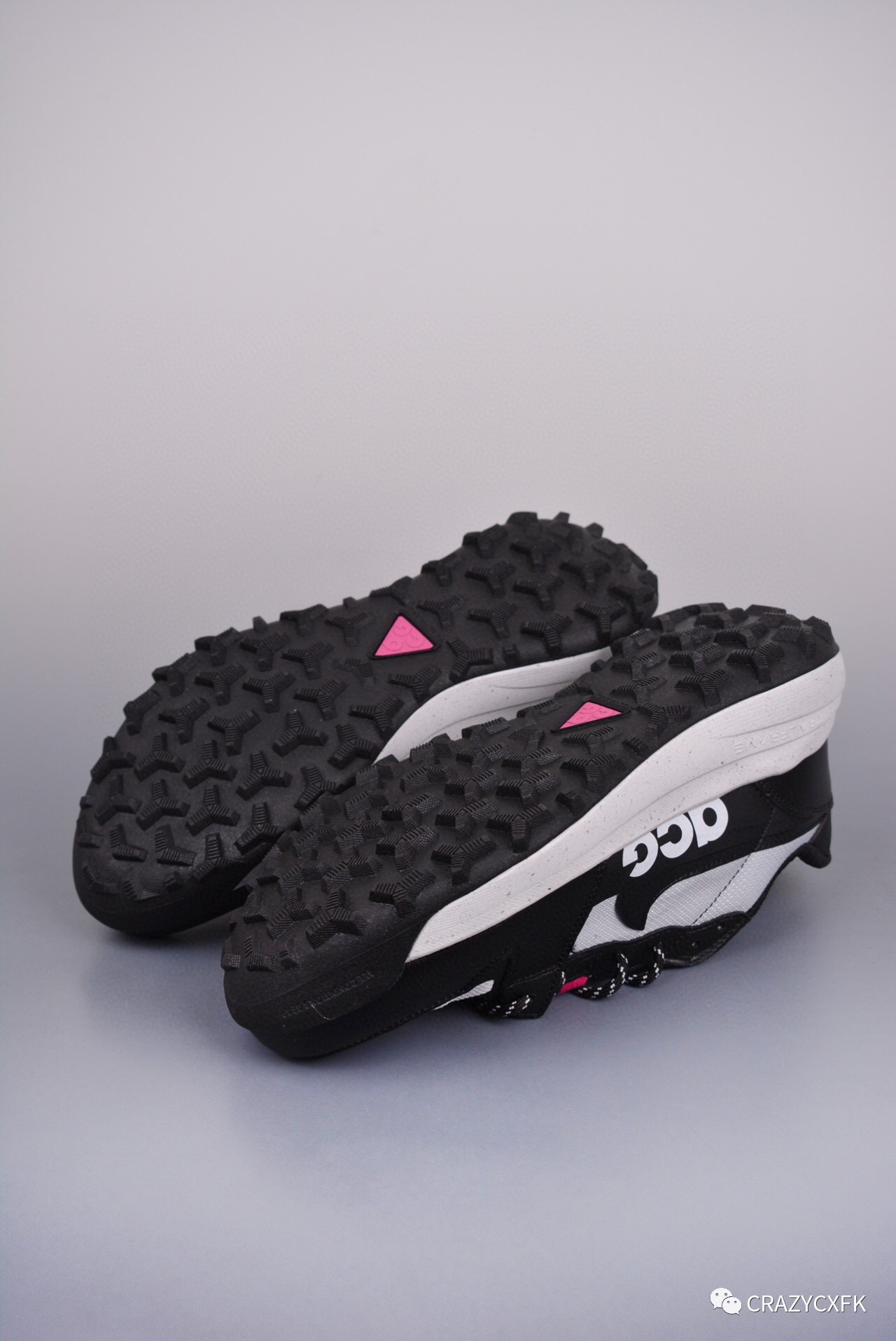 耐克nike acg low cate 橡胶底户外探险登山运动鞋_路面_调节_织物