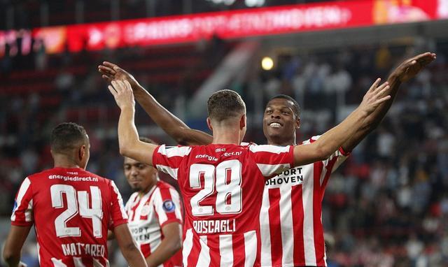 埃因霍温主场高居荷甲第一!海伦芬可不轻松!_比赛_位置_成绩