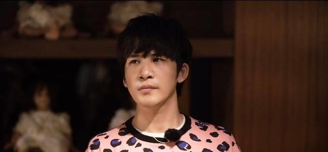 《密逃2》惊喜回归,胆小体质依旧挡不住邓伦"神算子"高光时刻_杨幂