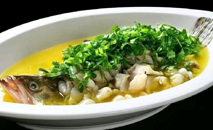 藤椒酸菜鱼,回春羊棒骨,时蔬金汤桂鱼_鱼片_净锅_洋葱