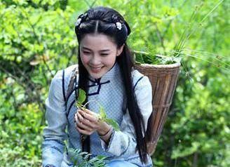 《忍冬艳蔷薇》赵韩樱子（忍冬扮演者赵樱子是谁）