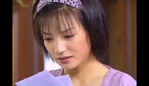 《情深深雨蒙蒙》中,你是喜欢依萍多一些,还是如萍多一些呢?