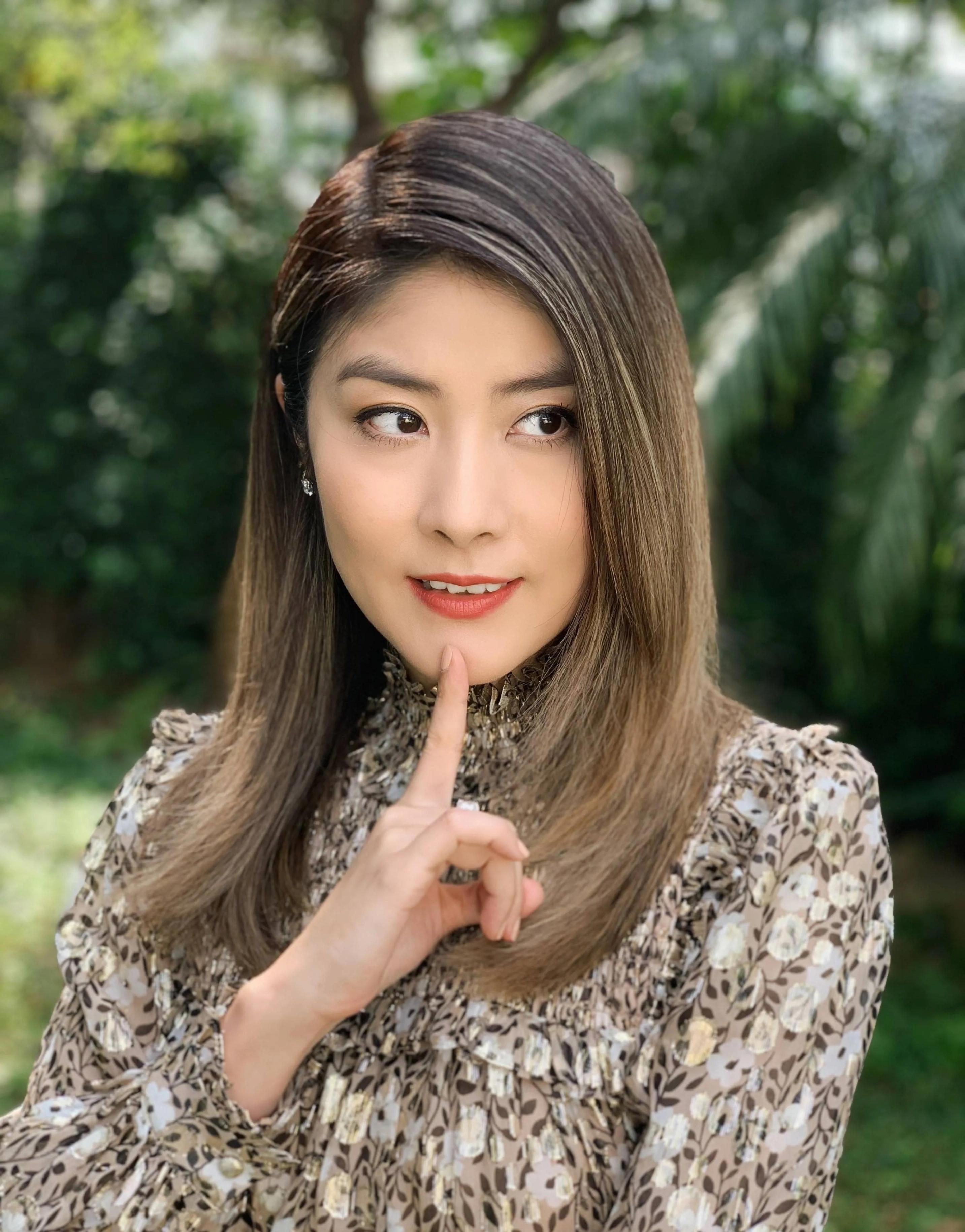 她是香港第一公主,嫁相爱16年初恋,40岁高龄产子,如今却像少女_陈慧琳