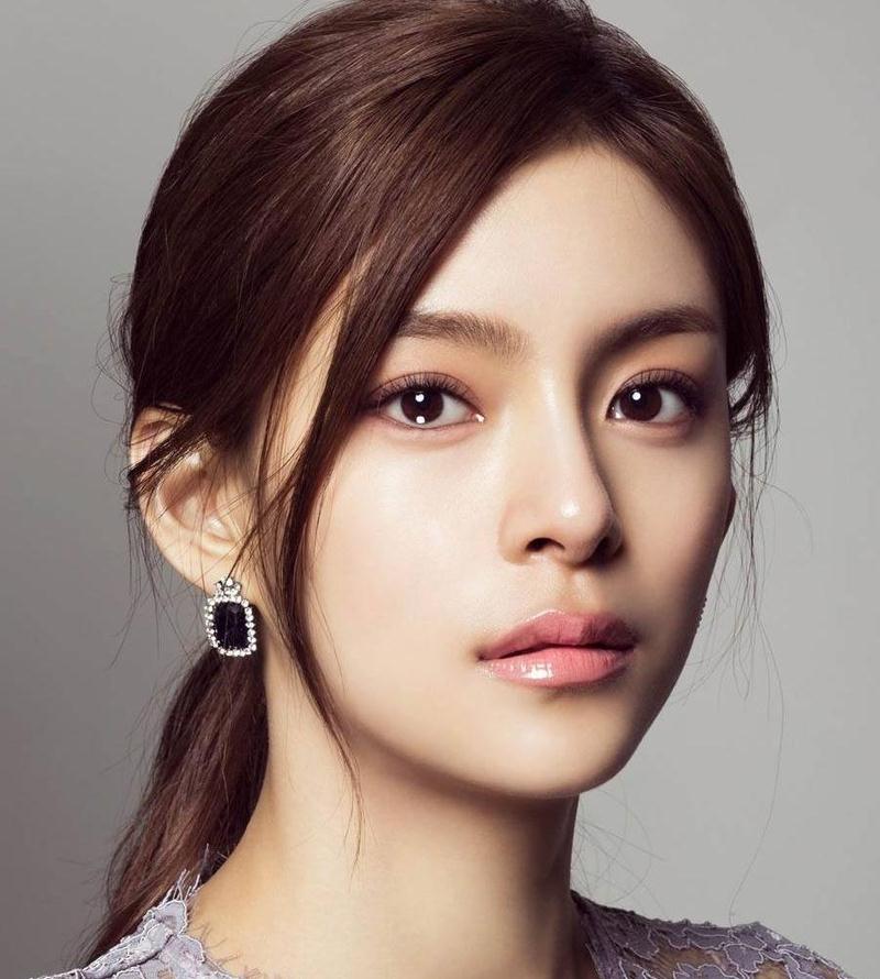 比张东健更成功的韩流,42岁失婚又失业,靠颜值做不了三圣母_朴诗妍_时